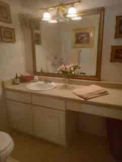 Pvt, quiet BR/BA on AZ Golf Resort