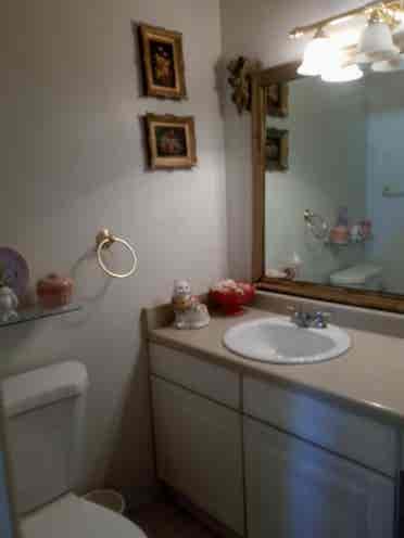 Pvt, quiet BR/BA on AZ Golf Resort