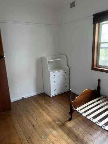 Private room in Balmain $ a week