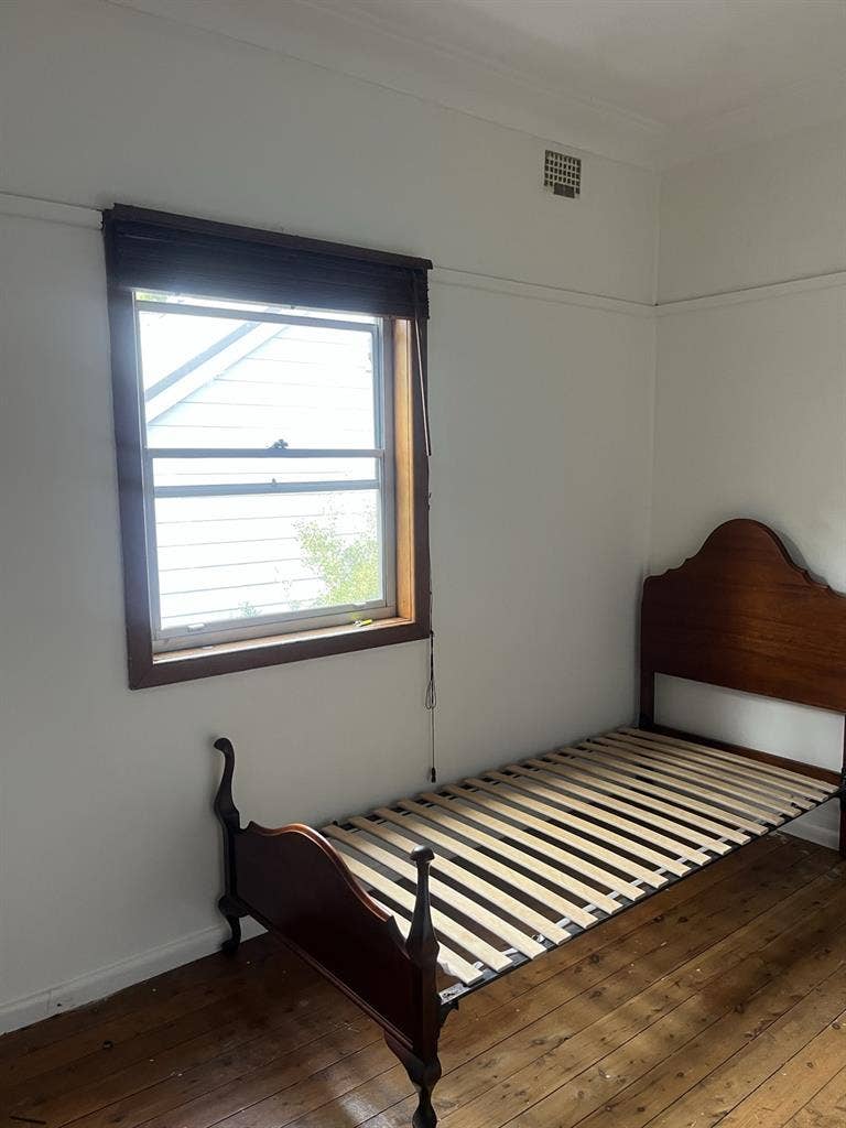 Private room in Balmain $ a week