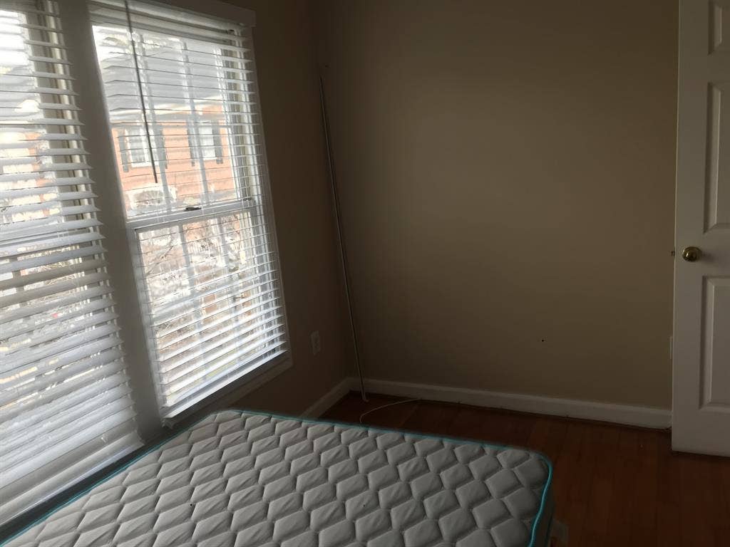 Furnished from for single women