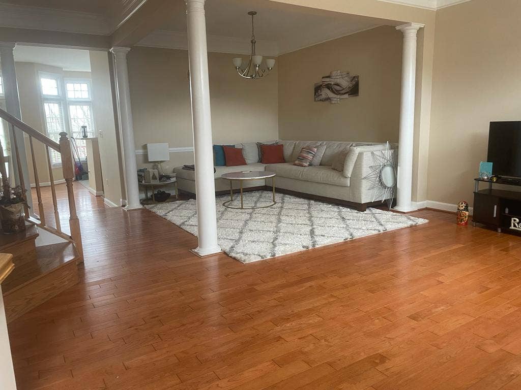 Furnished from for single women