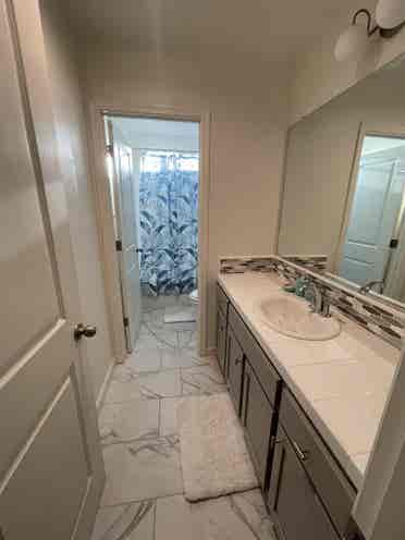 Private room and bathroom