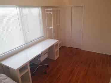 Downtown Vancouver! Large bedroom!