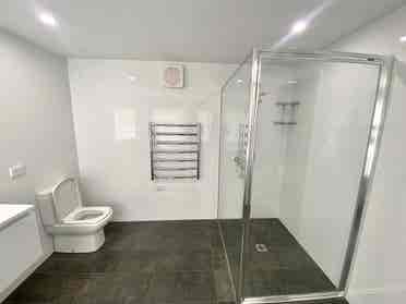 5-Bedroom Home in Newstead Location
