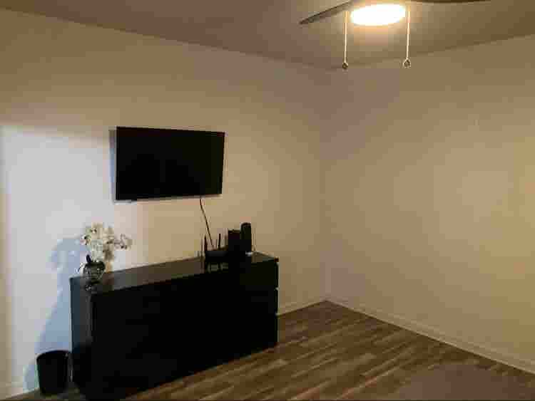 Master Bedroom w/ private bath