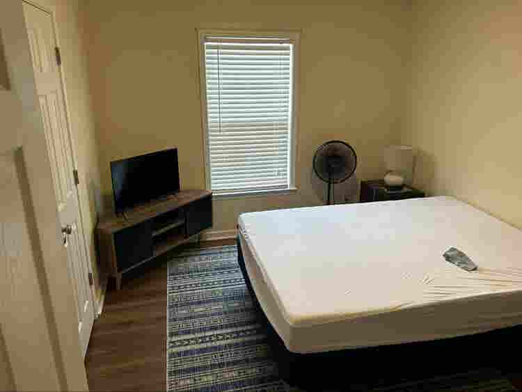 Looking to rent out my spare room