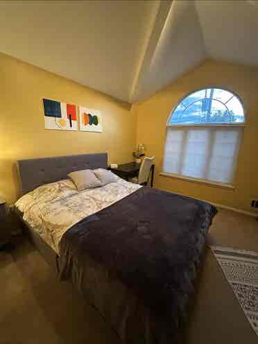 Rooms available for rent