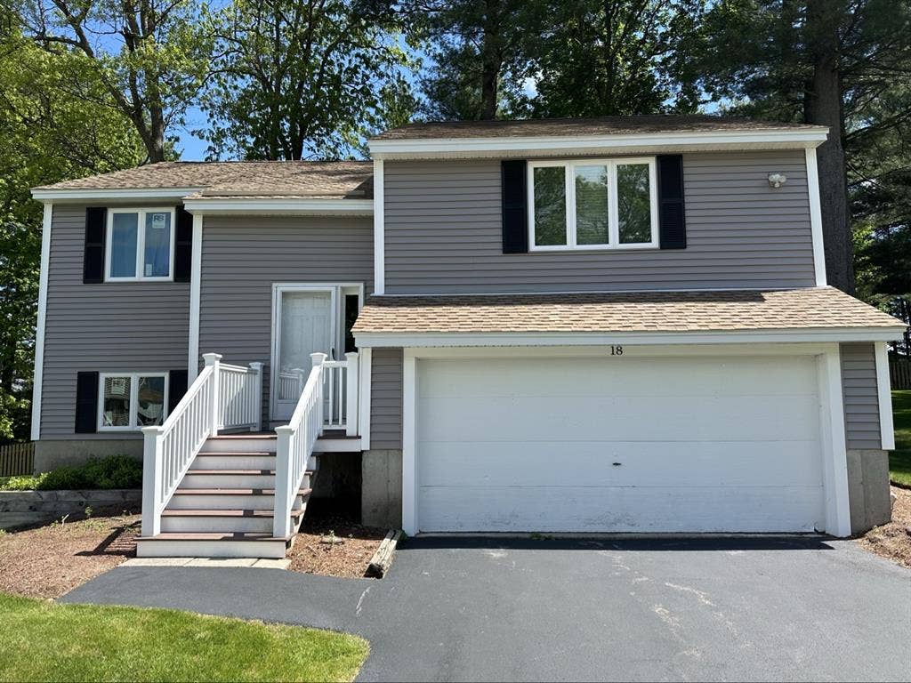 Looking for Roommate for Condo