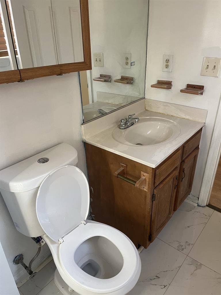 Share private room