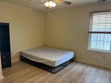 private room for rent