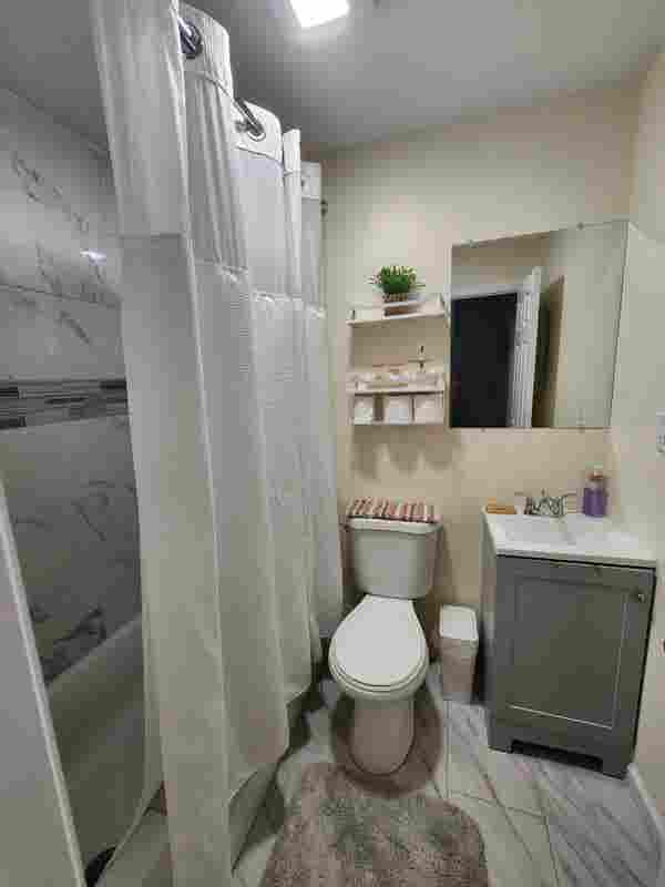 Spare Room:Near NYC/Dwtn Nwk/EWR