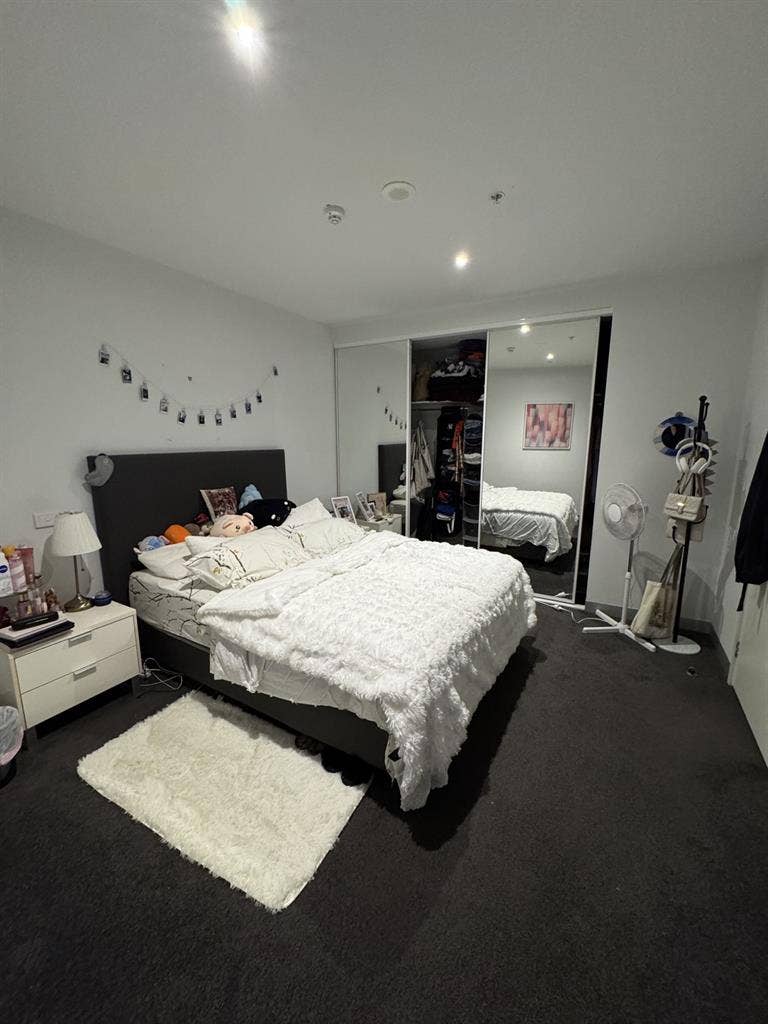 Private room in the heart of Melb