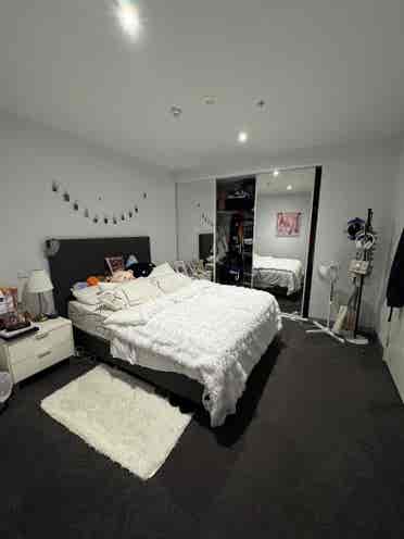 Private room in the heart of Melb