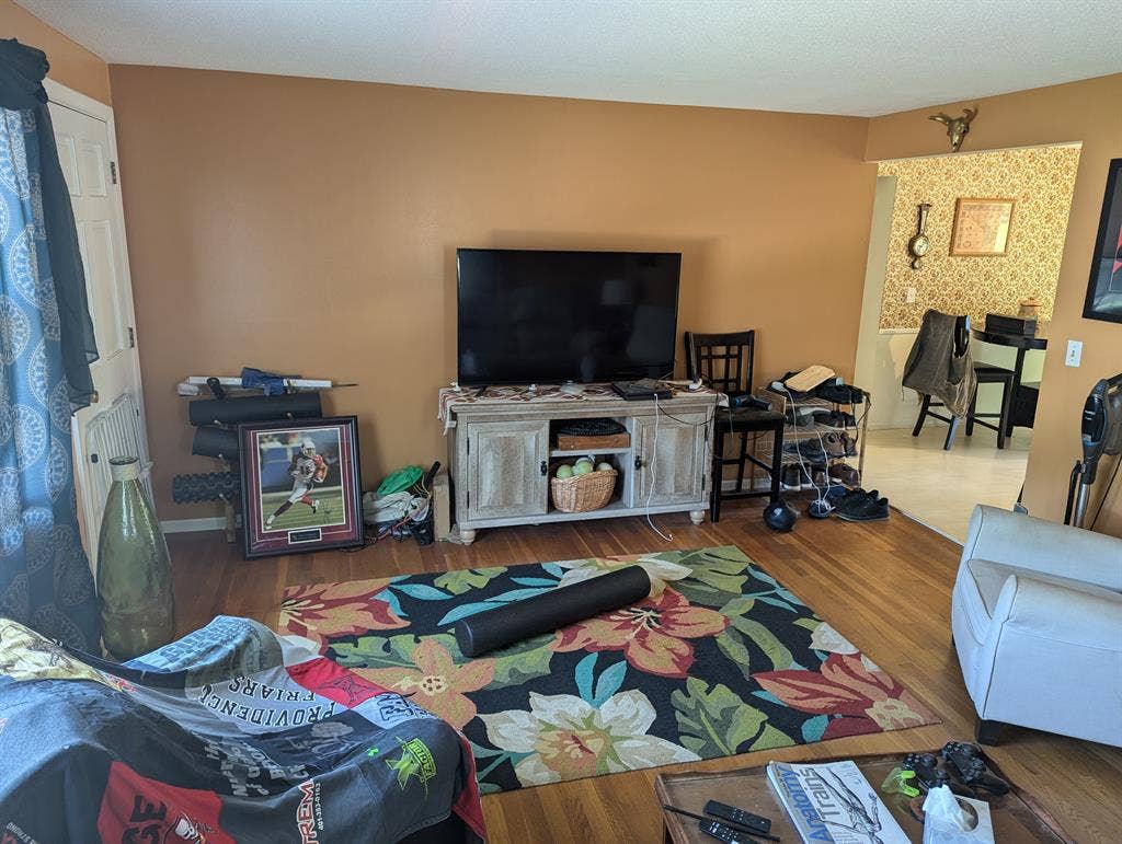 Roomate wanted