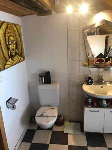 Grosses WG Zimmer frei