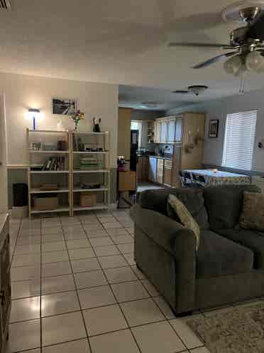 Looking for a roomie!