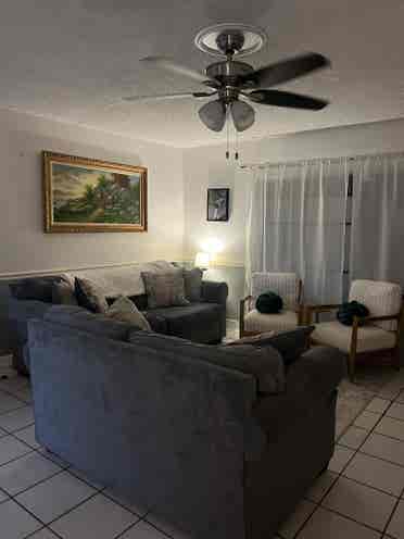 Looking for a roomie!