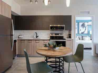 A WELL FURNISHED APARTMENT FOR RENT