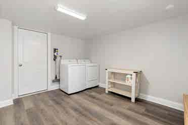 Furnished BA - Prime Location!