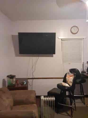Have a furnished studio to rent