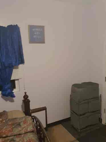 Have a furnished studio to rent