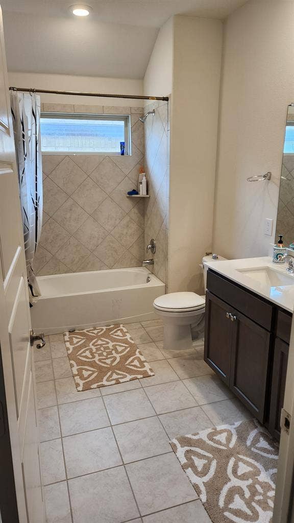 Private bedroom and Bathroom