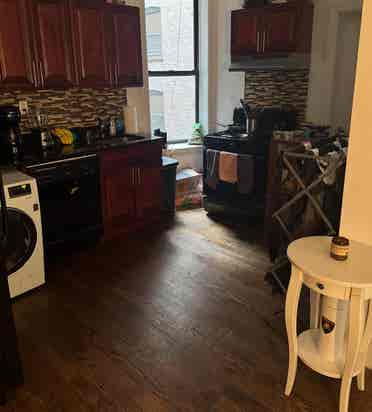 UES Room th St- July 1st Move-In