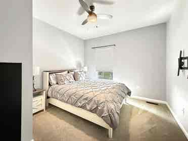 Room for rent. Glen Burnie MD
