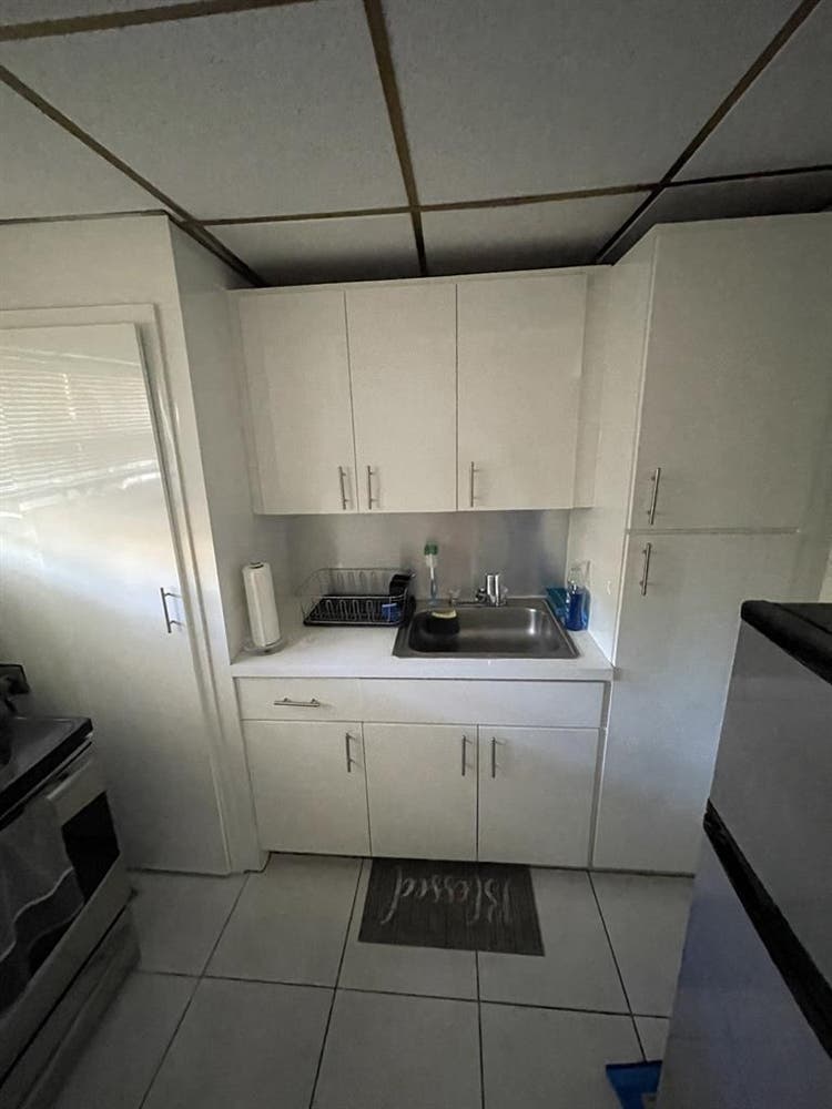 Apto/ Large Room in coral way