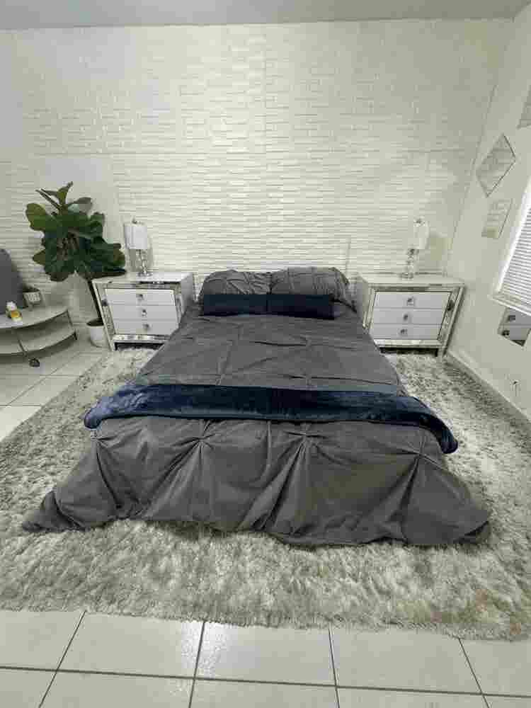 Apto/ Large Room in coral way