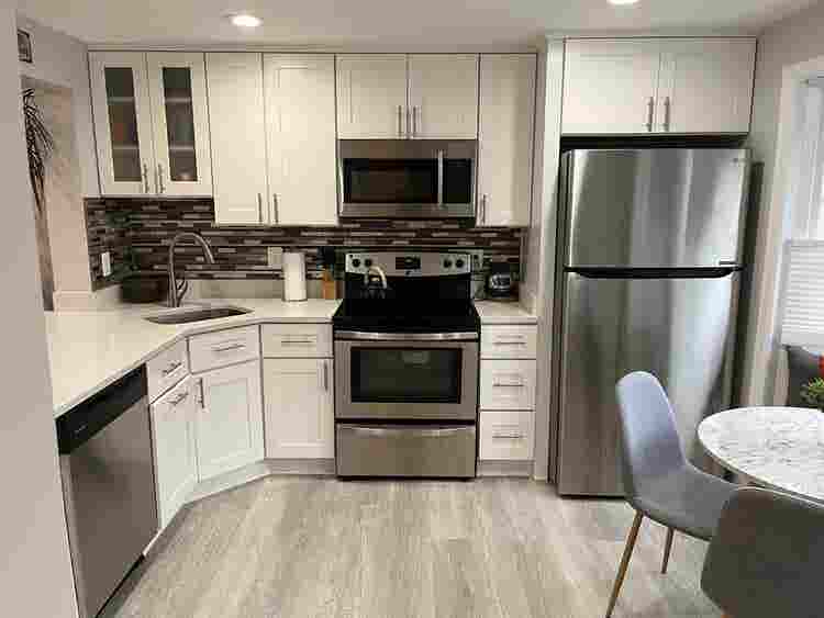 1 bedroom and private bathroom