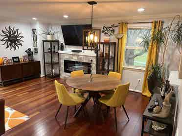 1 bedroom and private bathroom
