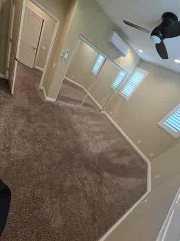 SCV- Bridgeport home, rooms to rent