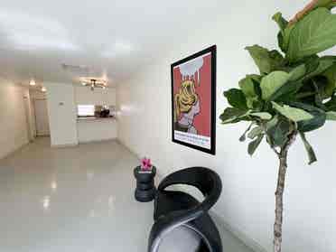 Downtown room with Private bathroom
