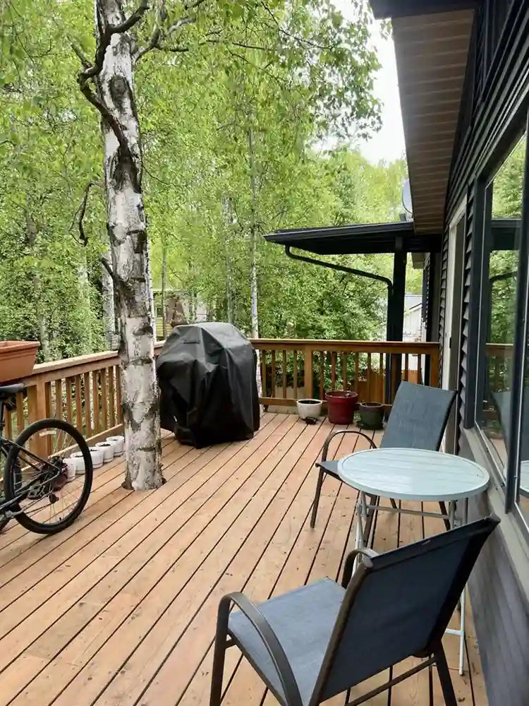 Private Room/ Work Exchange