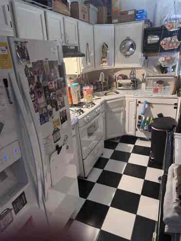 Room Available In South Jersey City