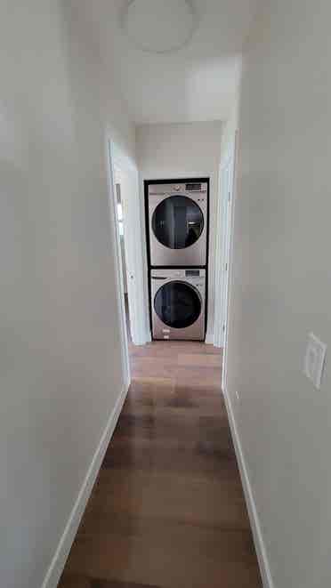 LBC w/ bathroom & private entrance