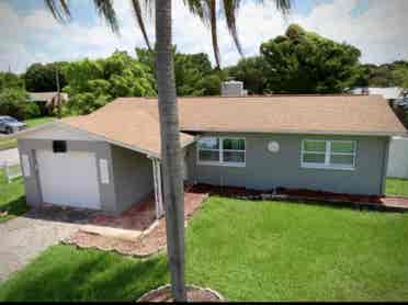 Pinellas park private room for rent