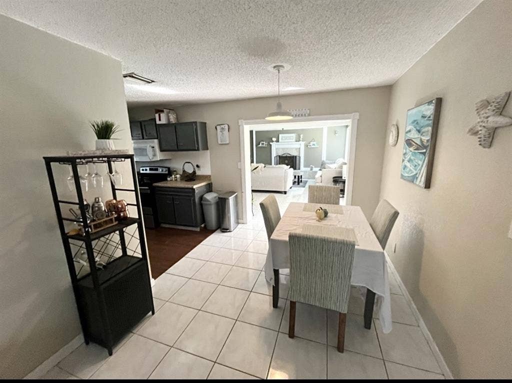 Pinellas park private room for rent