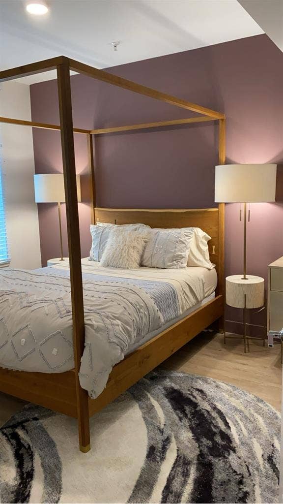 Room for rent in excellent location