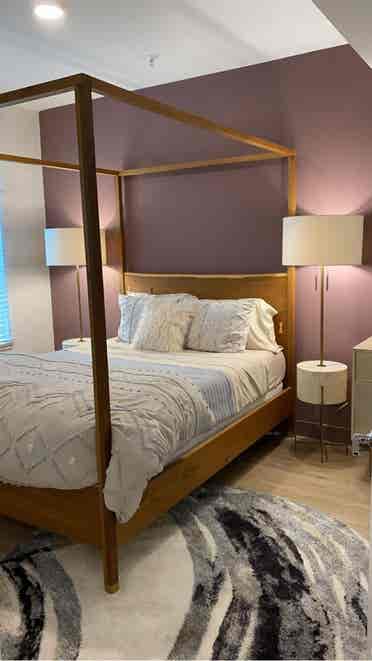 Room for rent in excellent location