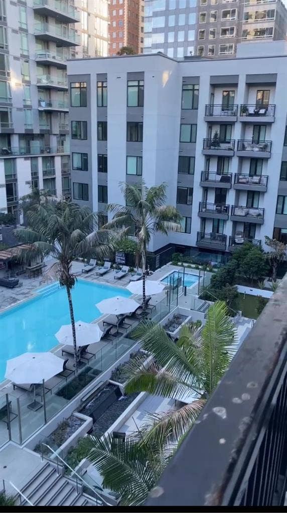Room for rent in excellent location