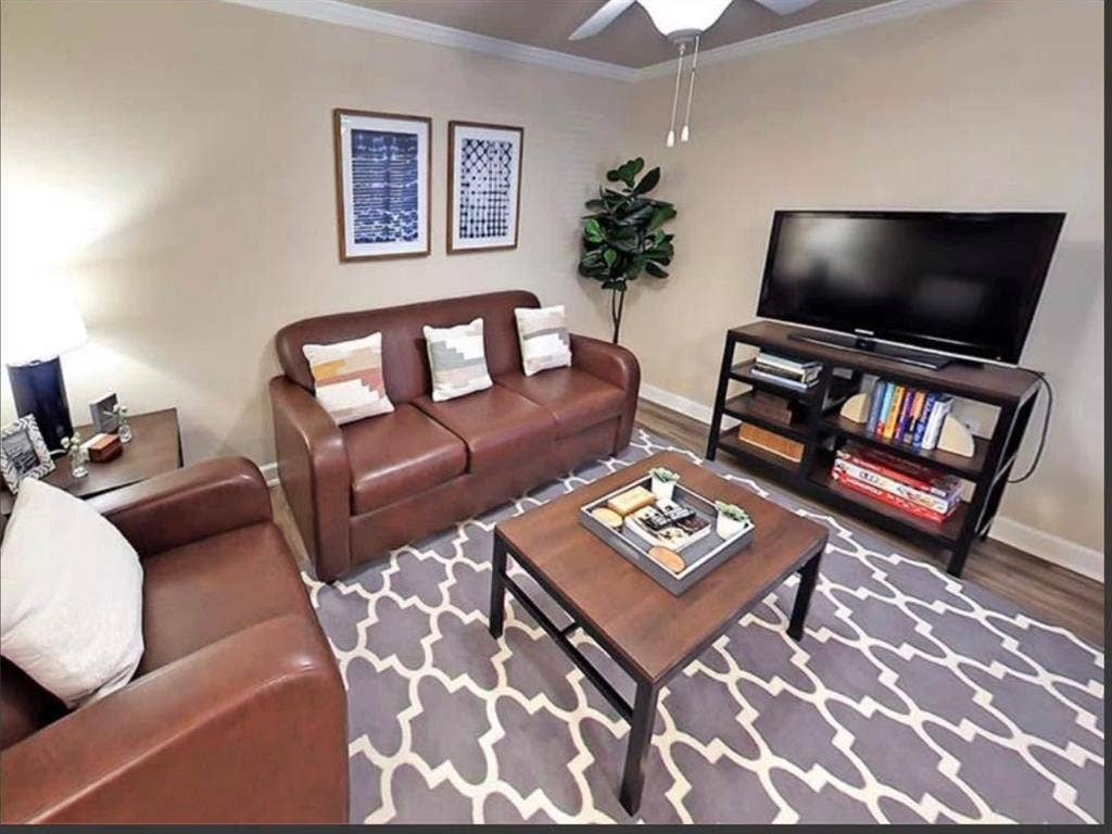 Apartment available!