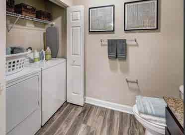 Apartment available!