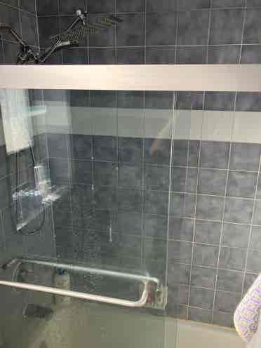 Spaces in Bright UWS 3-Bed !