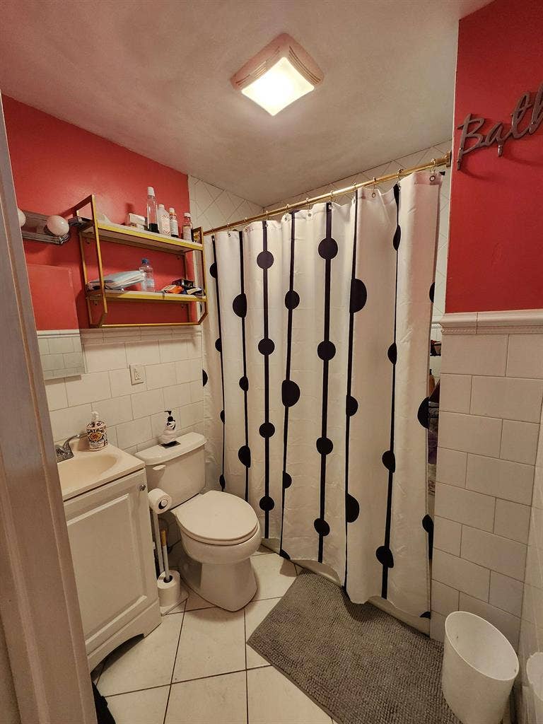 Room for rent in Yonkers
