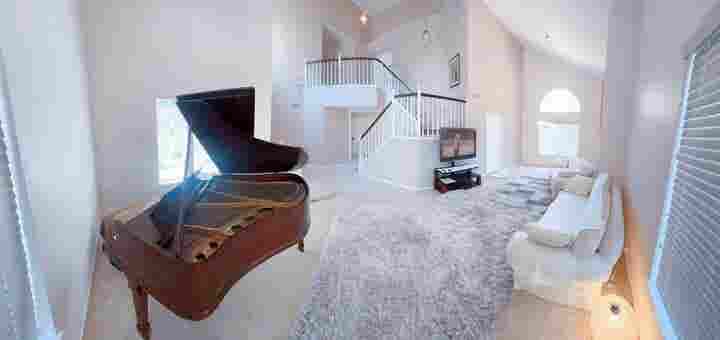 R2, Private Nice room for rent