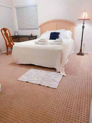 R2, Private Nice room for rent