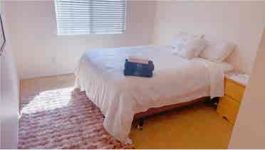 R3, Private Nice for rent